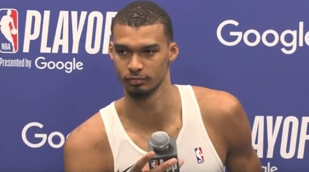 MK体育-文班亚马球鞋合同十月到期，22岁新星身价或创新高|总决赛|NBA|体育赛事讨论|维克托-文班亚马|nba_新浪体育_新浪新闻